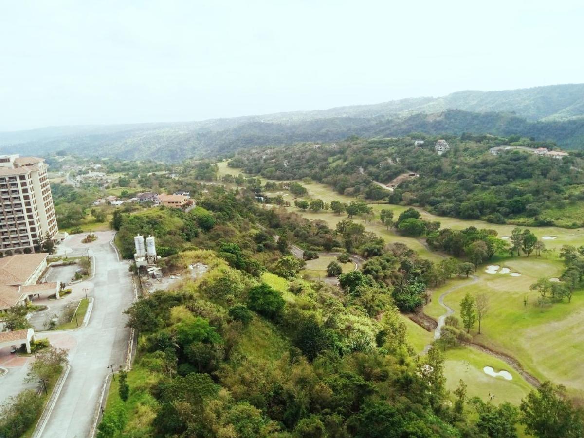 טגאיטאי Splendido Tagagtay Taal Lake Staycation Free Parking Netflix No Free Pool מראה חיצוני תמונה
