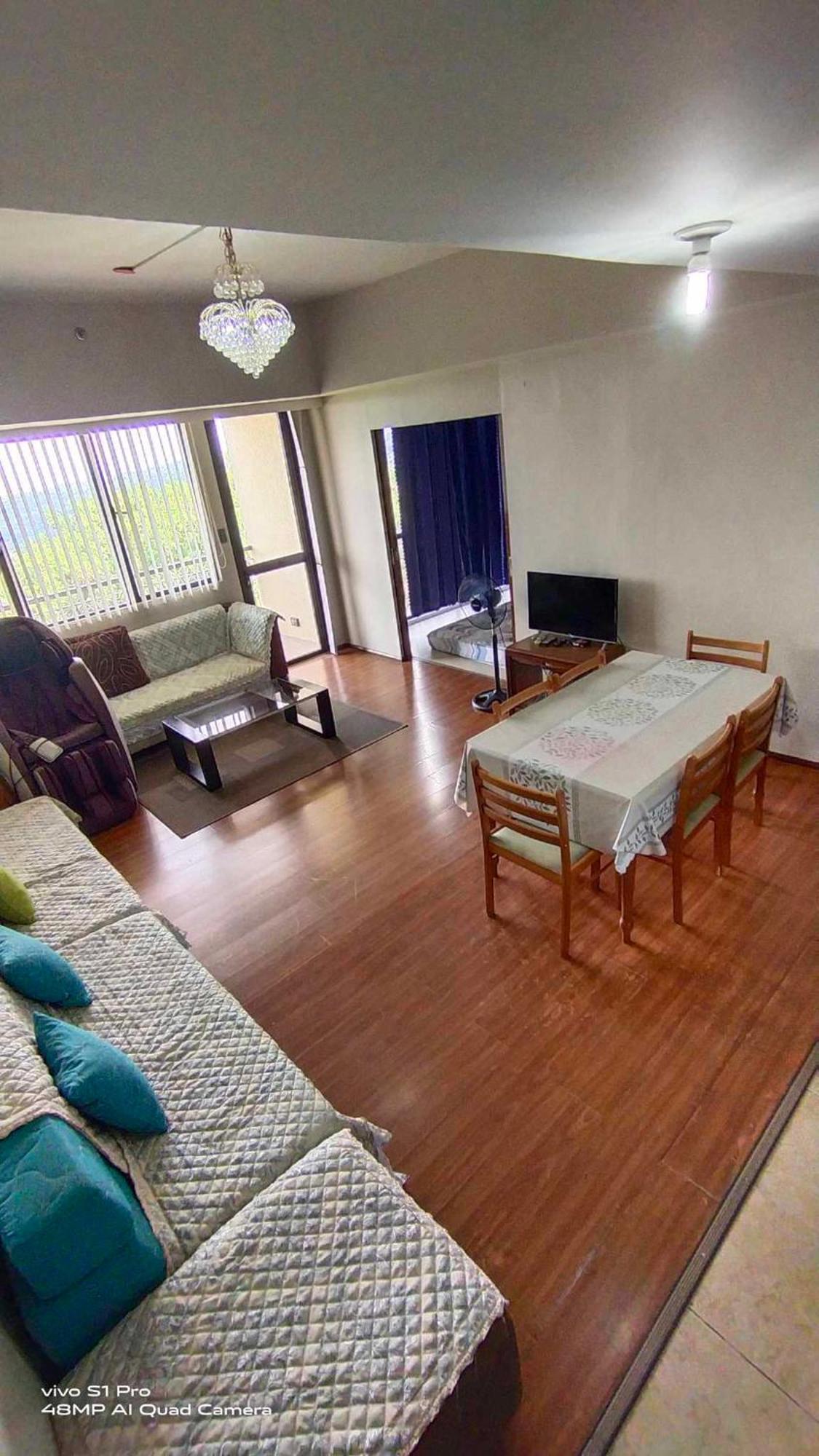 טגאיטאי Splendido Tagagtay Taal Lake Staycation Free Parking Netflix No Free Pool מראה חיצוני תמונה