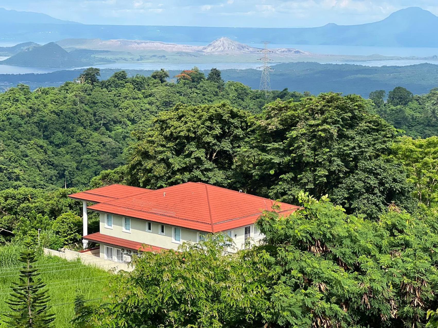 טגאיטאי Splendido Tagagtay Taal Lake Staycation Free Parking Netflix No Free Pool מראה חיצוני תמונה