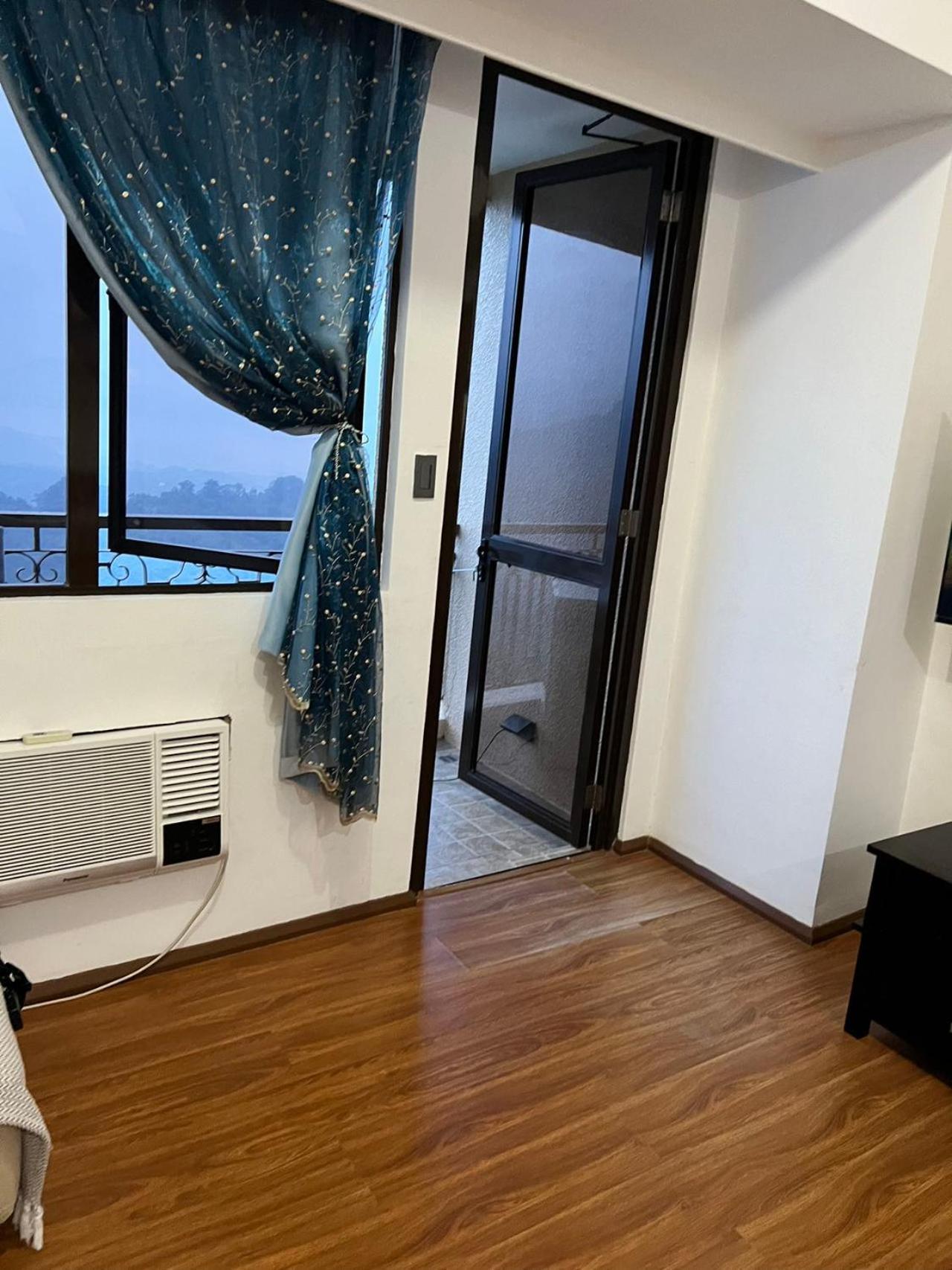 טגאיטאי Splendido Tagagtay Taal Lake Staycation Free Parking Netflix No Free Pool מראה חיצוני תמונה