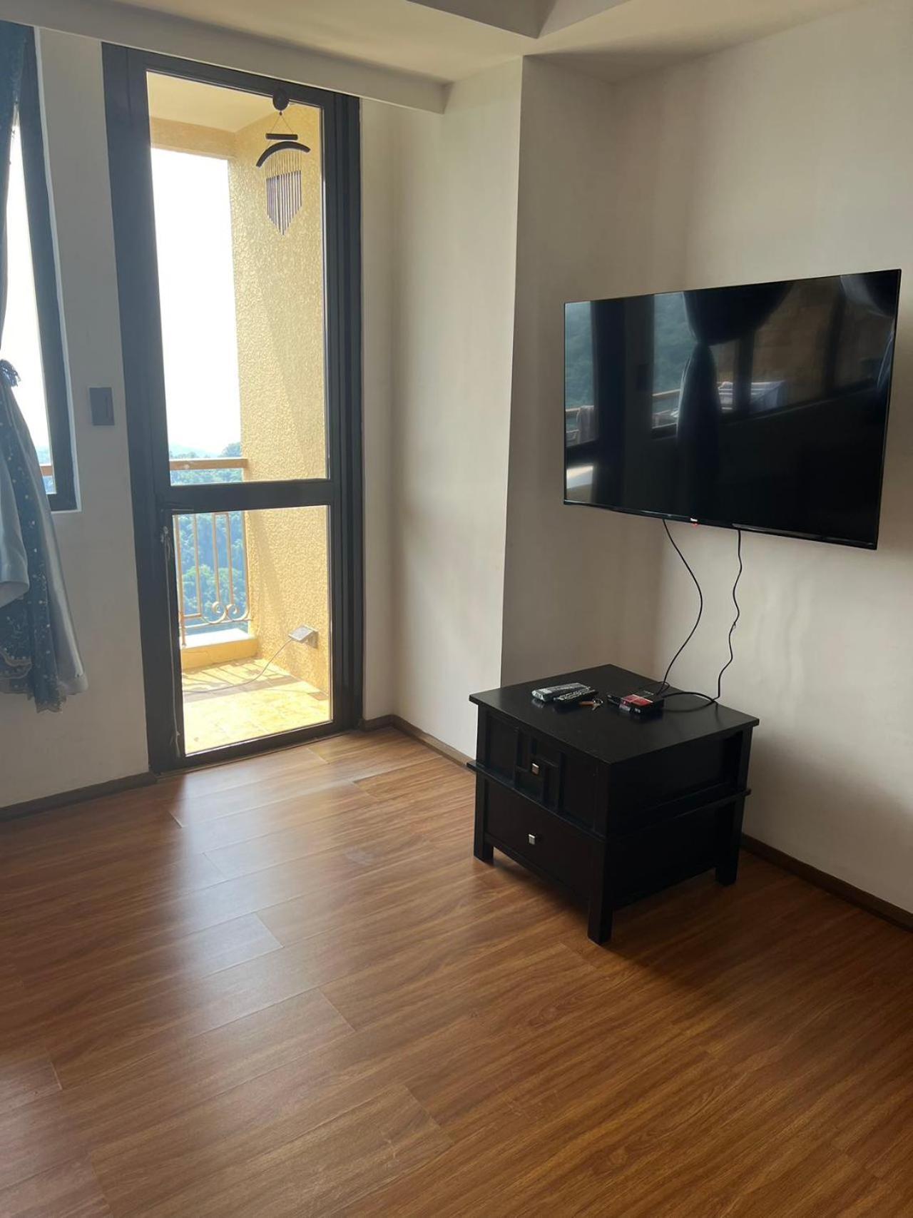 טגאיטאי Splendido Tagagtay Taal Lake Staycation Free Parking Netflix No Free Pool מראה חיצוני תמונה
